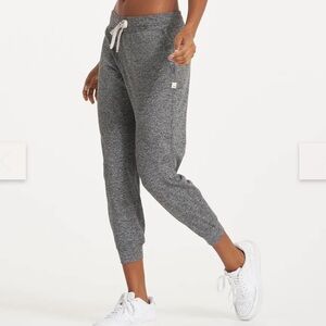 VUORI Performance Jogger Heather Grey Small
